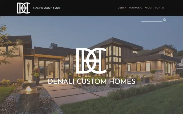 Screenshot of the denalicustomhomes.com homepage