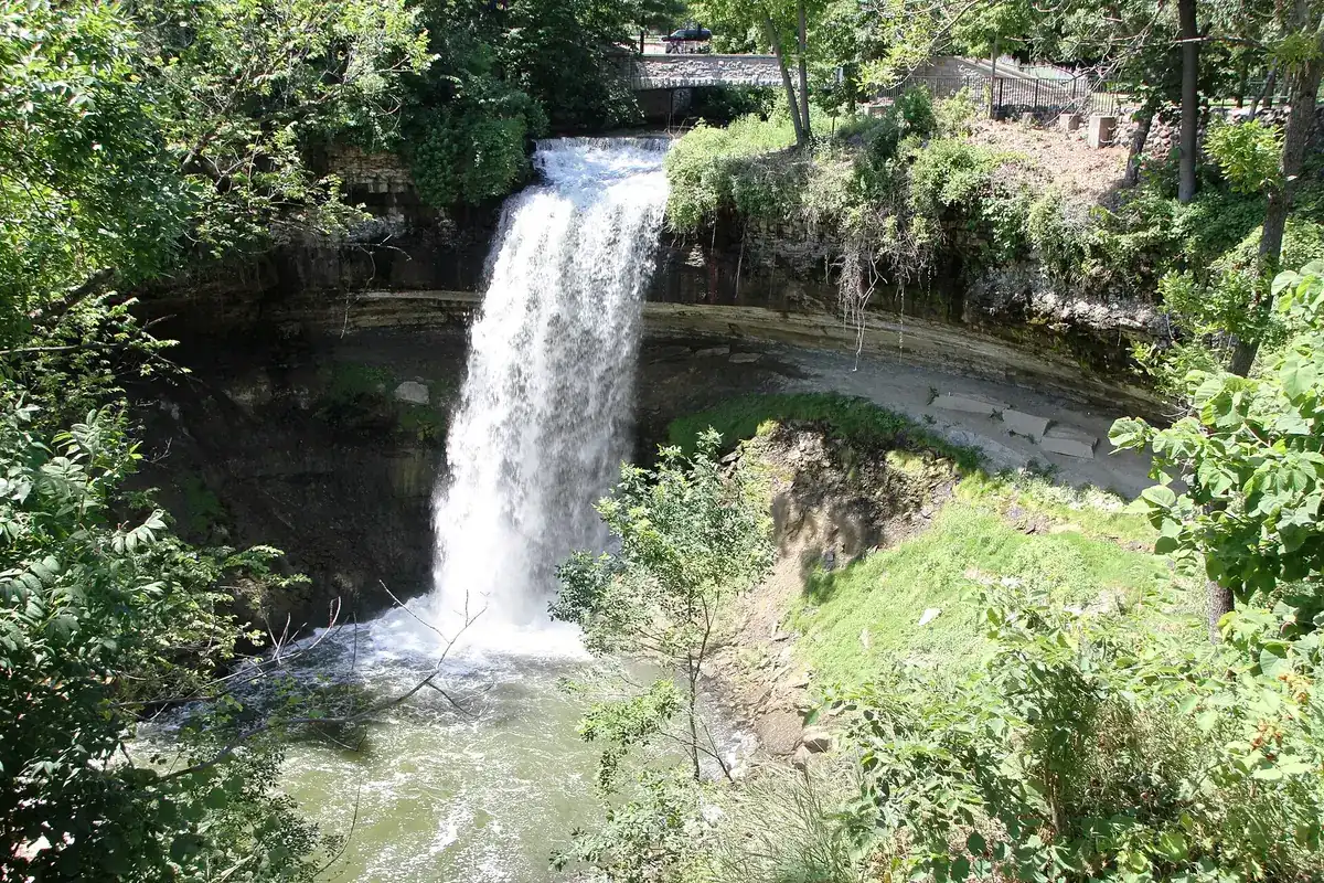 Photograph of Minnehaha Falls